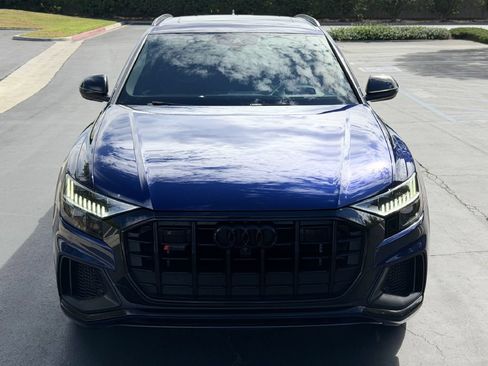 Used 2020 Audi SQ8 Prestige w/ Prestige Package AWD/4WD image 3