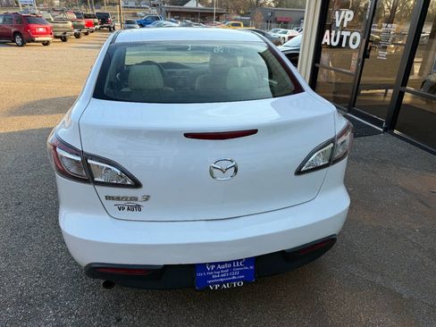 Used 2011 MAZDA MAZDA3 i Touring image 5