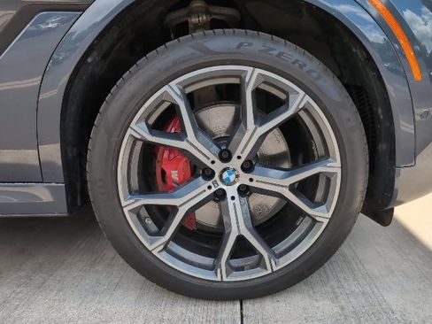 Used 2022 BMW X6 xDrive40i w/ Executive Package AWD/4WD image 10