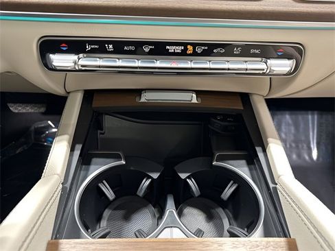 Certified 2022 Mercedes-Benz GLE 350 4MATIC image 25