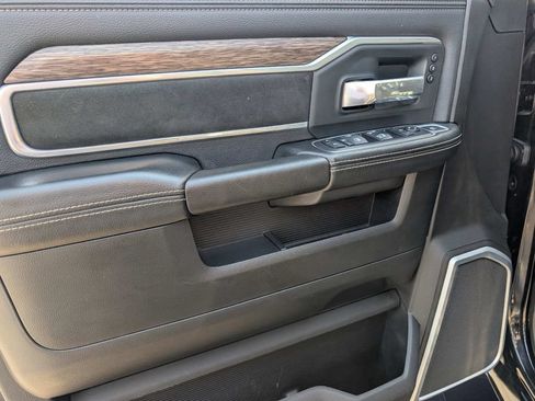 Used 2020 RAM 2500 Laramie AWD/4WD image 30