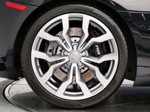 Used 2011 Audi R8 V10 AWD/4WD image 36