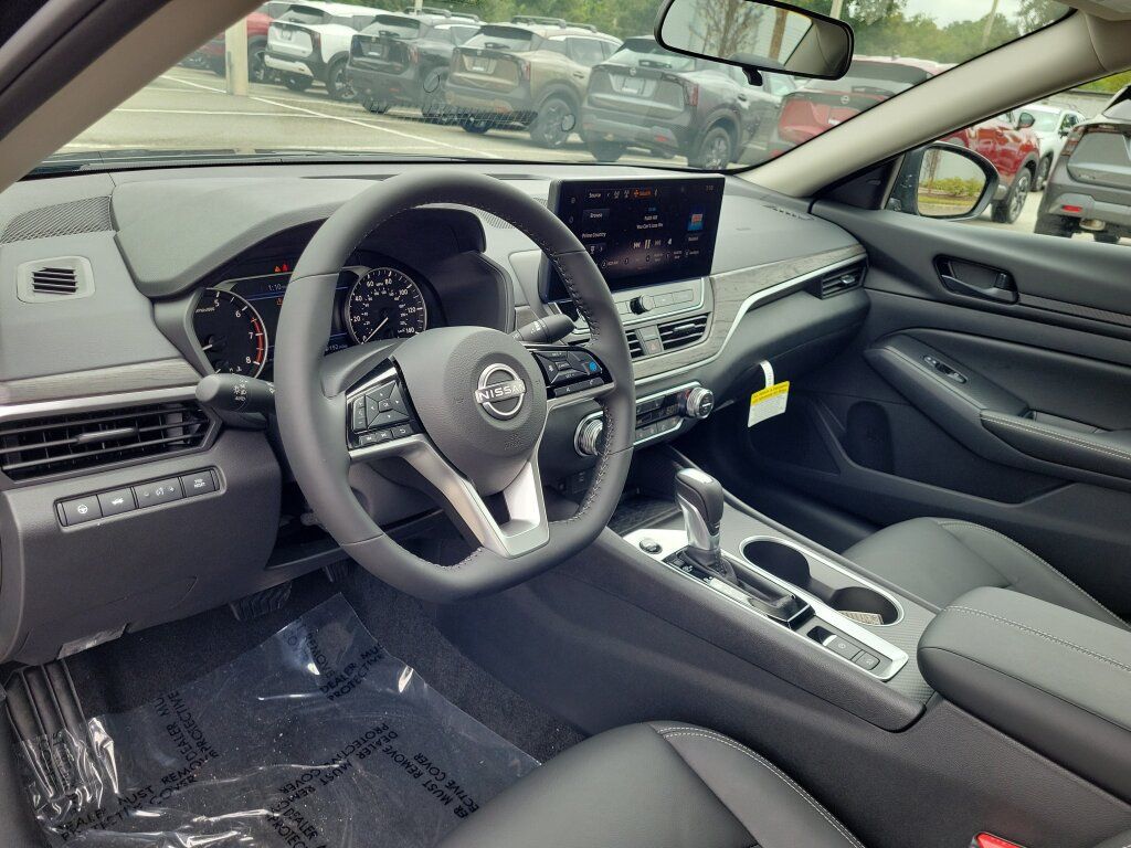 New 2026 Nissan Altima 2.5 SV FWD image 15