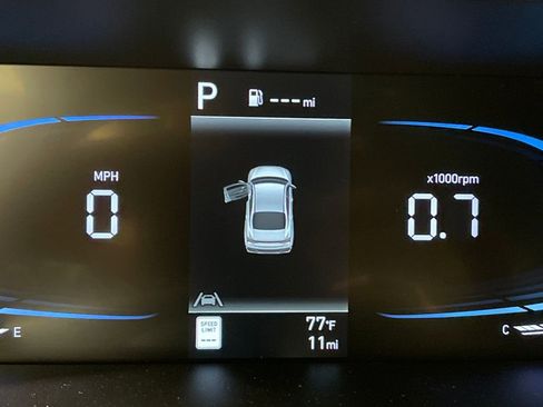 New 2026 Hyundai Elantra Sport image 21