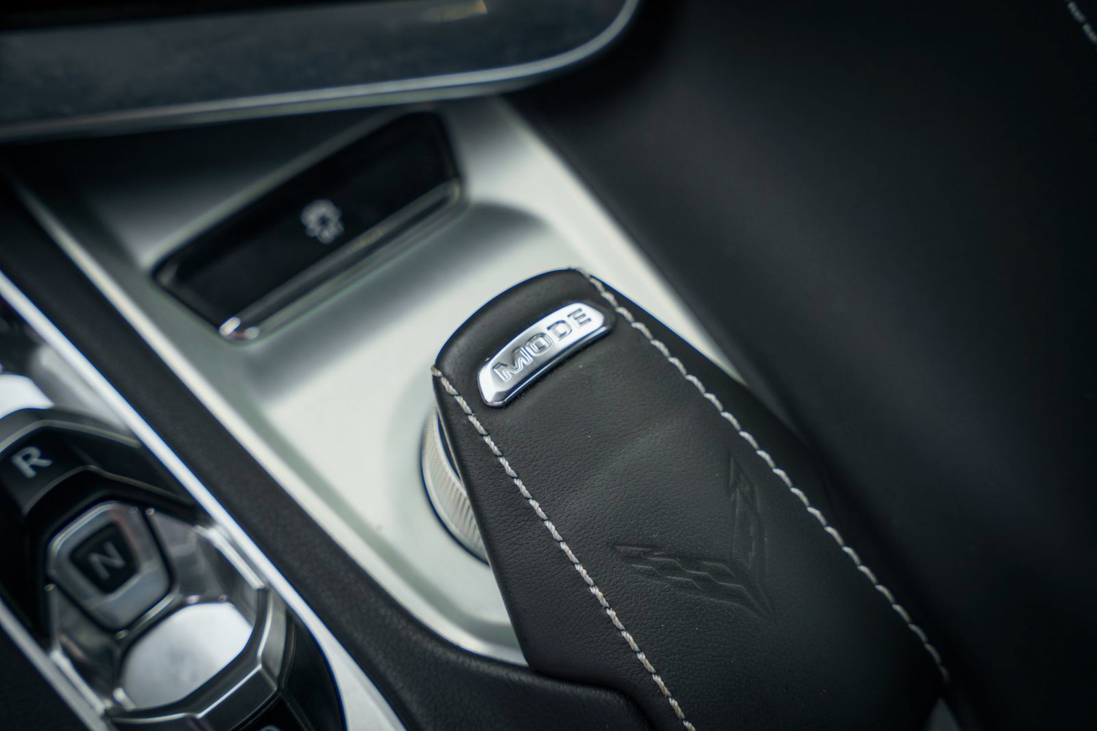Used 2024 Chevrolet Corvette Z06 RWD image 40