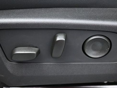 Used 2026 Chevrolet Colorado ZR2 AWD/4WD image 13
