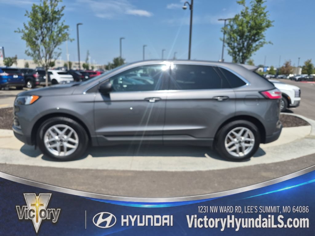 Used 2024 Ford Edge SEL AWD/4WD image 2