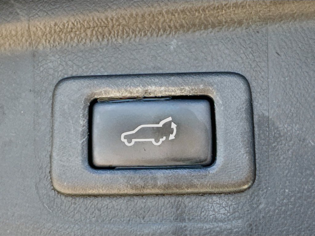 Used 2019 Subaru Outback 2.5i Limited AWD/4WD image 31