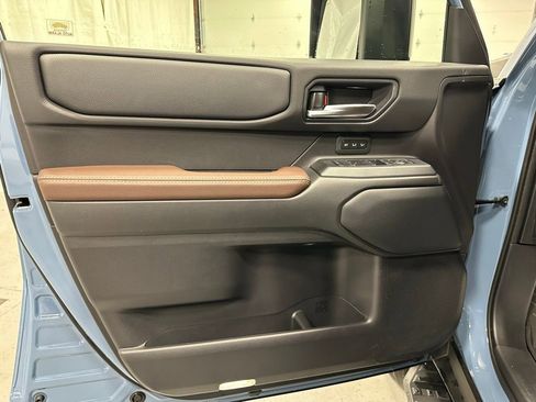 Used 2025 Toyota Land Cruiser w/ Premium Package image 8