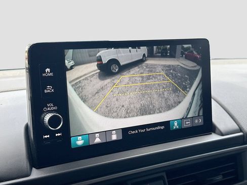 Used 2025 Honda Pilot EX-L image 13