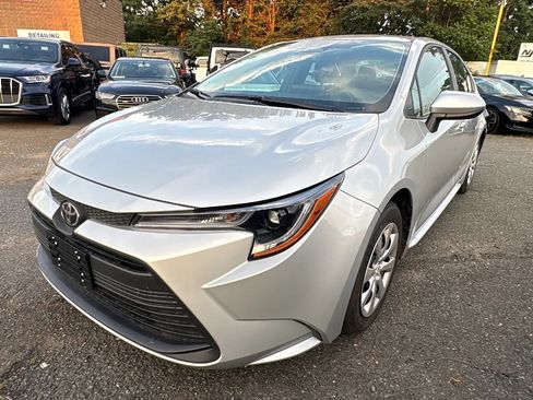 Used 2024 Toyota Corolla LE FWD image 1