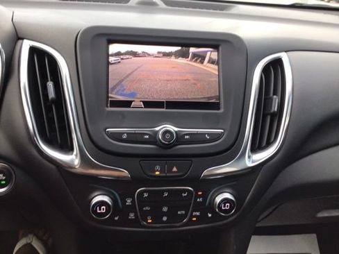 Used 2024 Chevrolet Equinox LT AWD/4WD image 13