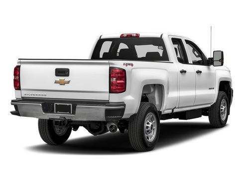 Used 2018 Chevrolet Silverado 2500 W/T image 2