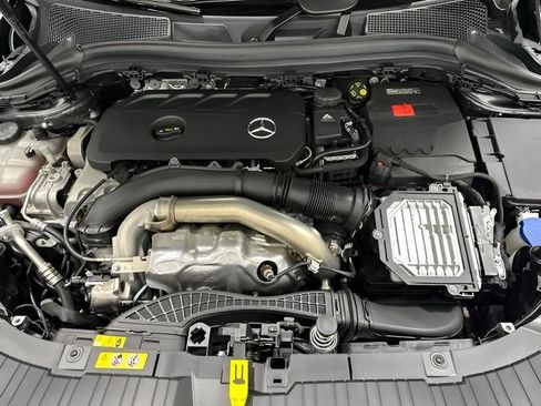 Used 2026 Mercedes-Benz GLA 250 4MATIC image 10