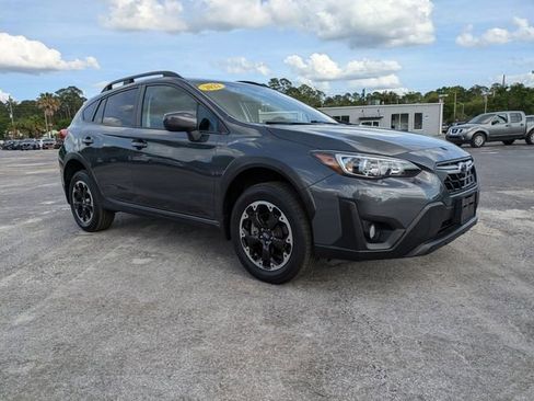 Used 2022 Subaru Crosstrek 2.0i Premium image 2
