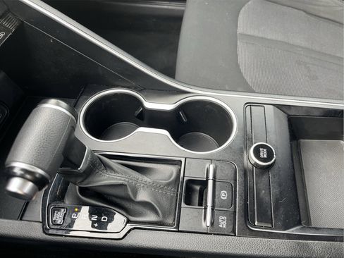 Used 2022 Kia K5 LXS image 21