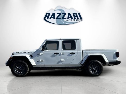 New 2026 Jeep Gladiator Sport AWD/4WD image 6