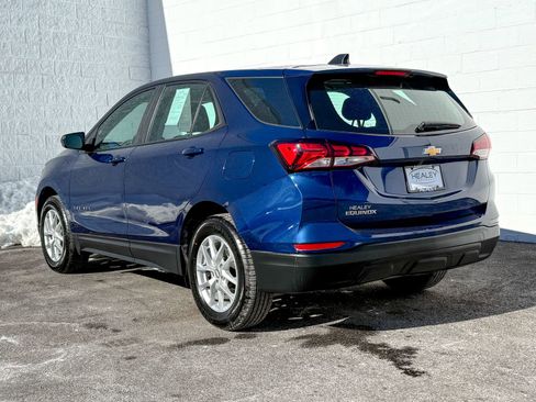 Certified 2022 Chevrolet Equinox LS image 5
