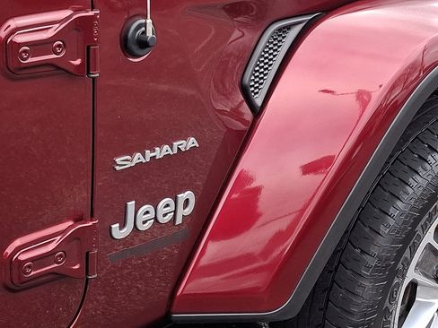 Used 2021 Jeep Wrangler Unlimited Sahara image 15