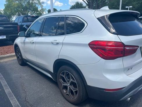 Used 2019 BMW X1 xDrive28i w/ Convenience Package AWD/4WD image 4