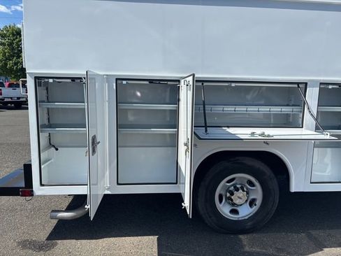 Used 2021 Chevrolet Express 3500 w/ Power Convenience Package image 29