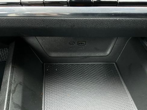 Used 2025 Chevrolet Equinox LT image 22