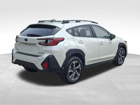 Used 2024 Subaru Crosstrek 2.0i Premium image 7