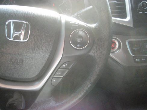 Used 2017 Honda Ridgeline Sport image 23