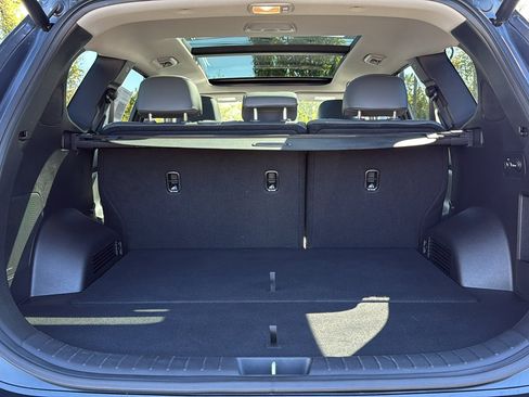 Used 2023 Hyundai Santa Fe SEL w/ Premium Package image 28