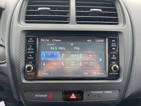 Used 2019 Mitsubishi Outlander Sport ES image 20