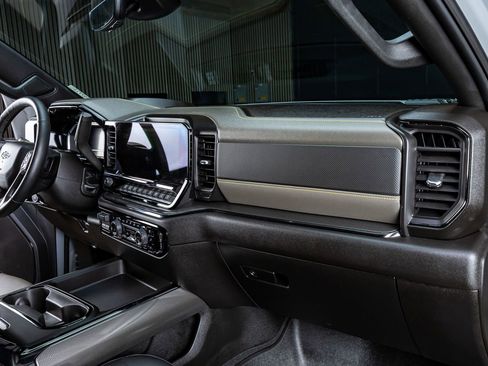 Used 2025 Chevrolet Silverado 2500 ZR2 w/ ZR2 Bison Edition image 19