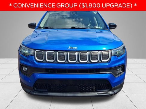 Used 2022 Jeep Compass Latitude w/ Convenience Group AWD/4WD image 2