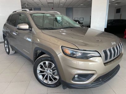 Used 2019 Jeep Cherokee Latitude Plus w/ Cold Weather Group