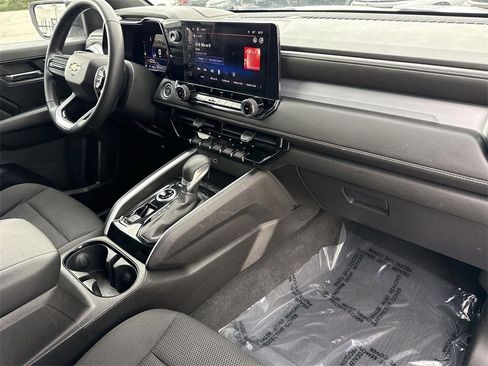 Used 2023 Chevrolet Colorado LT image 26