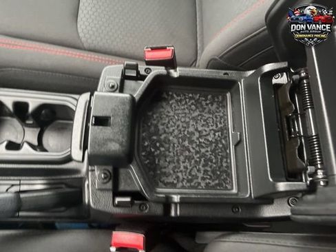 Used 2023 Jeep Wrangler Unlimited Rubicon w/ LED Lighting Group AWD/4WD image 18