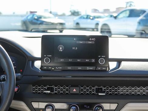 Certified 2025 Honda Accord SE image 15