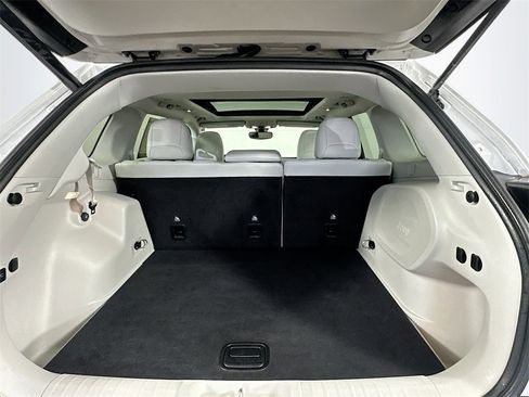 Used 2020 Jeep Cherokee Limited image 26