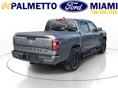 Used 2023 Nissan Frontier SV w/ Midnight Edition Package AWD/4WD image 6