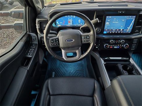 Used 2025 Ford F350 Lariat w/ Lariat Ultimate Package image 19