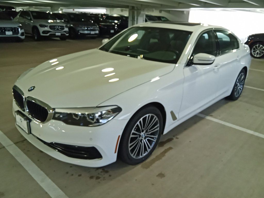 Used 2020 BMW 530i xDrive w/ Convenience Package AWD/4WD image 1