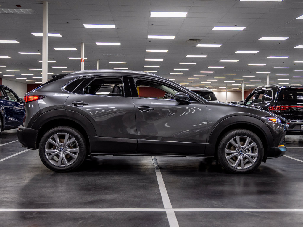 Used 2022 MAZDA CX-30 AWD 2.5 S w/ Premium Package image 8
