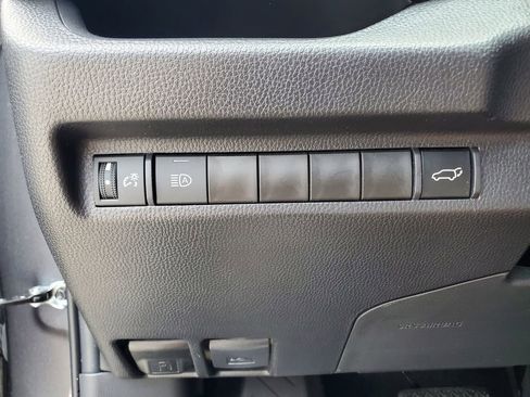 Used 2025 Toyota RAV4 XLE w/ Convenience Package FWD image 23