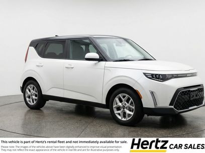 Used 2025 Kia Soul LX w/ LX Technology Package