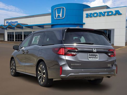 New 2026 Honda Odyssey Elite image 4