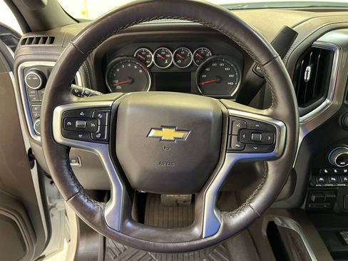 Used 2022 Chevrolet Silverado 1500 LTZ image 19