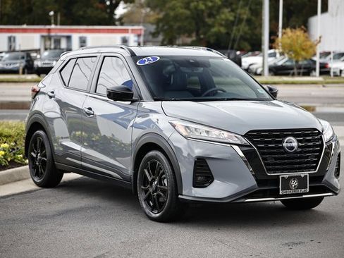 Used 2023 Nissan Kicks SR w/ SR Premium Package image 11