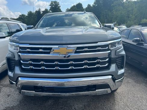 Used 2026 Chevrolet Silverado 1500 LTZ w/ Technology Package AWD/4WD image 3
