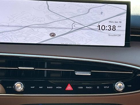 New 2026 Genesis GV70 2.5T Advanced AWD/4WD image 27