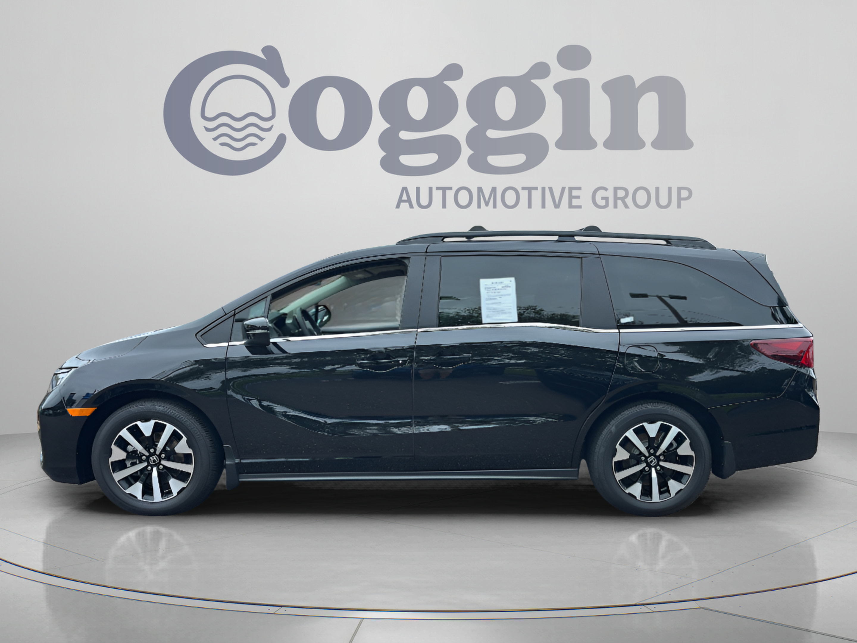 Certified 2026 Honda Odyssey EX-L image 6