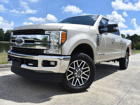 Used 2017 Ford F250 King Ranch AWD/4WD image 5